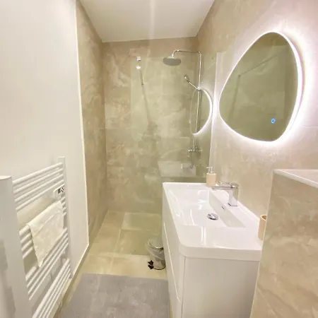 L'esperance By Scls Locations