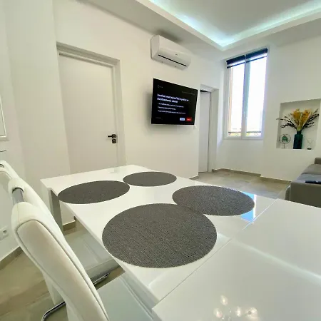 Apartment L'esperance By Scls Locations